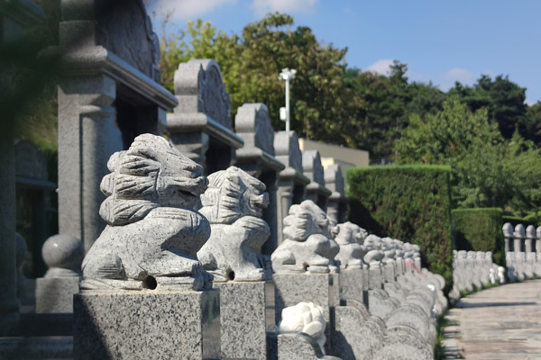 沈阳公墓和沈阳陵园都是安葬场所，有何区别吗？