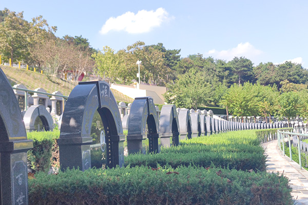 沈阳墓地使用年限到期续租指南：轻松应对，无忧续期